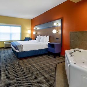 Studio King Suite Mobility Accessible Non-Smoking